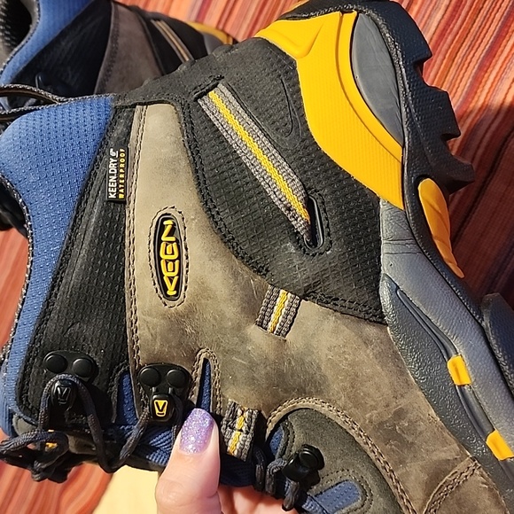 Keen boots - Picture 3 of 7